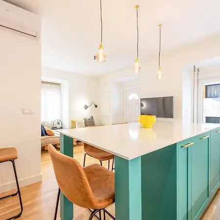 Holiday home Guestready - Colourful And Modern Lxfactory