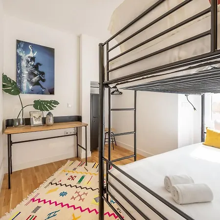 Guestready - Colourful And Modern Lxfactory Holiday home